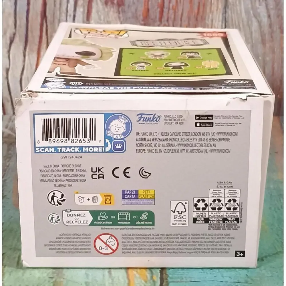 Funko POP! Movies Beetlejuice - BEETLEJUICE - #1689‎ - NEW - Damaged Box